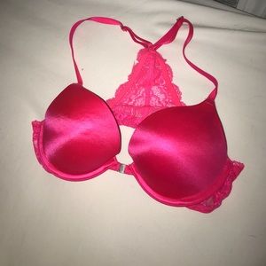 PINK razor back bra!!