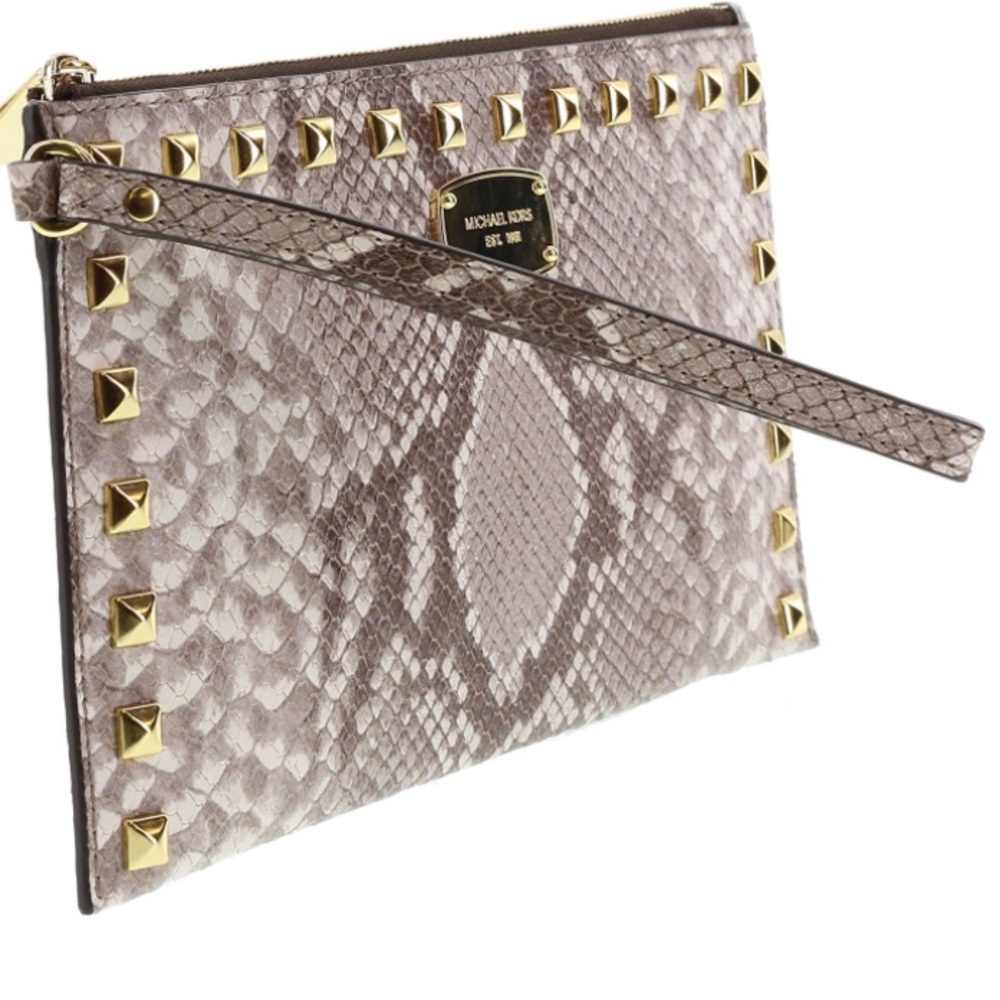 🚫SOLD🚫Michael Kors Saffiano StudZip Wristlet - Picture 6 of 6