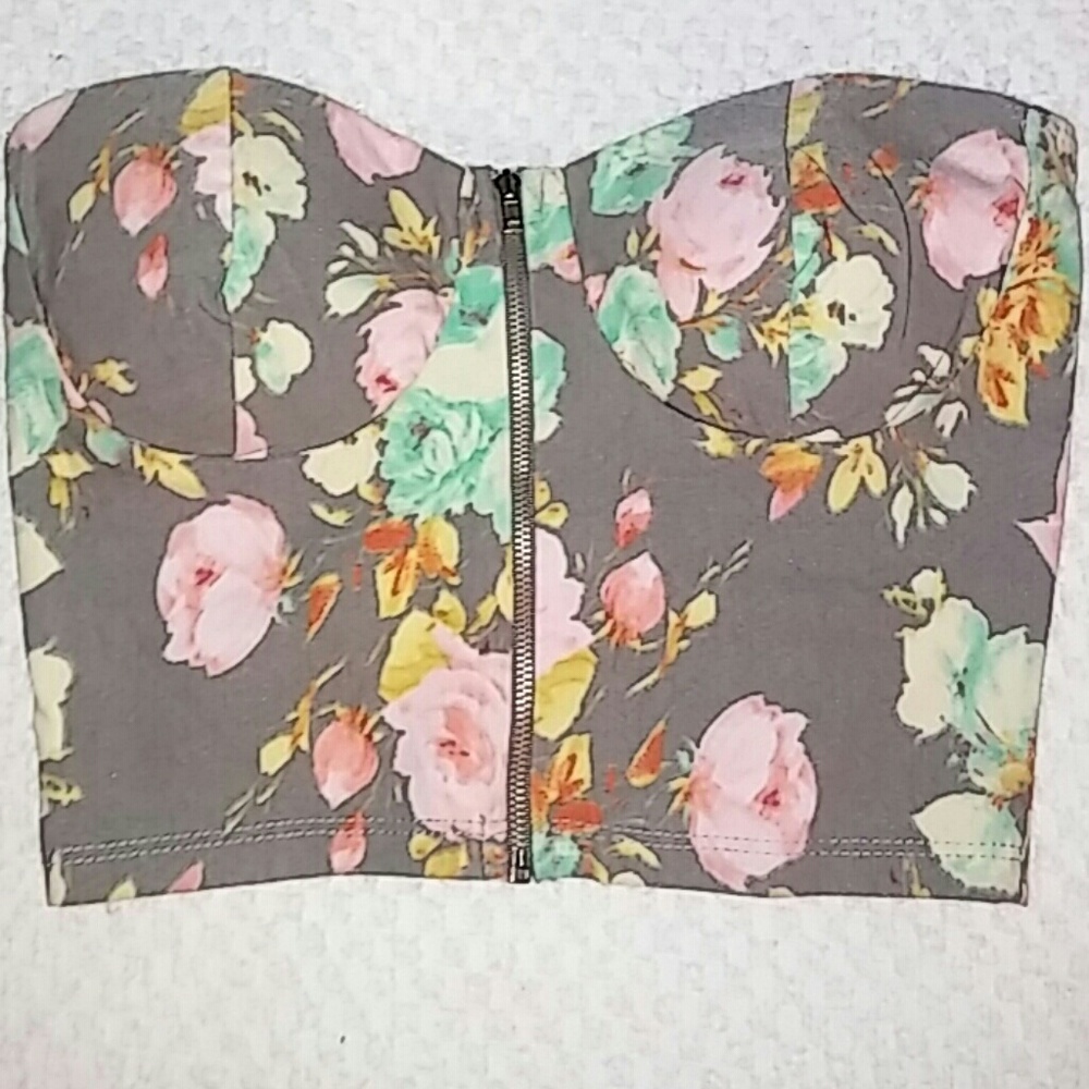 Strapless Halter top