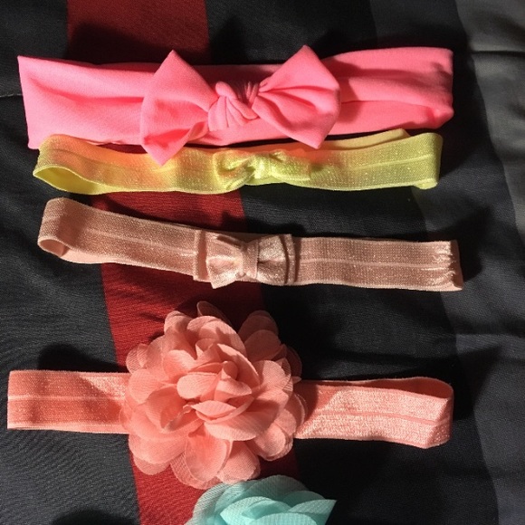 ✨FREE WITH A PURCHASE✨Infant's headwear - Picture 3 of 4