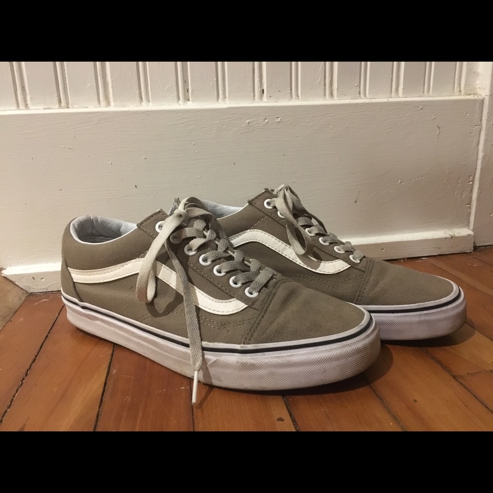 Vans Old Skools // Olive // 9.5
