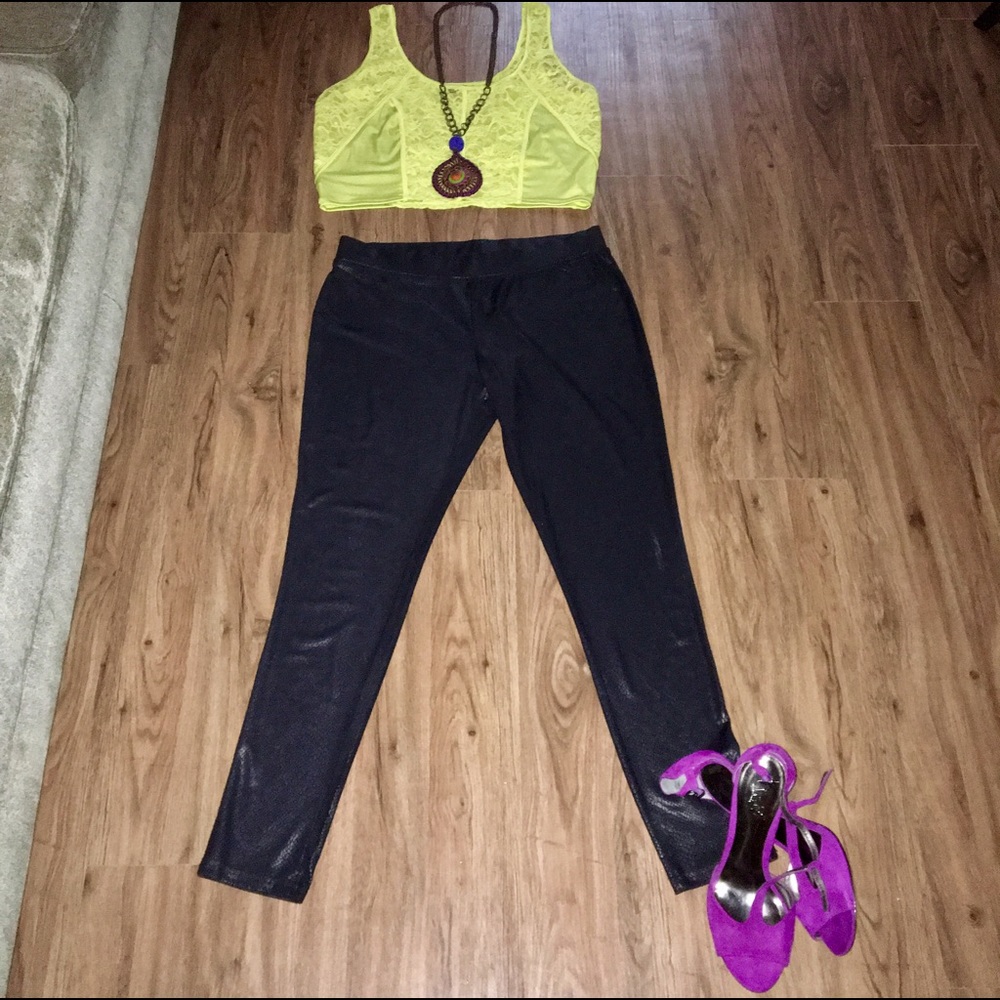 Python Print Leggings - image 2