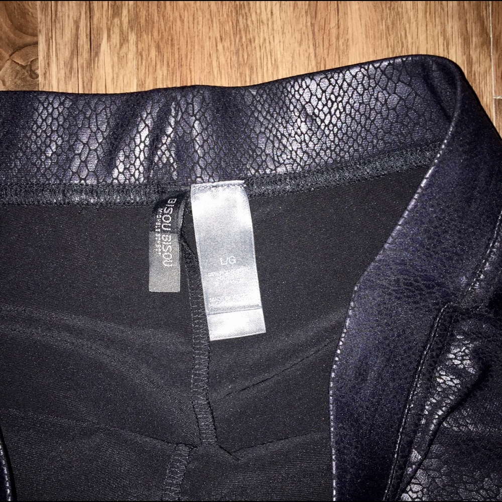 Python Print Leggings - image 4