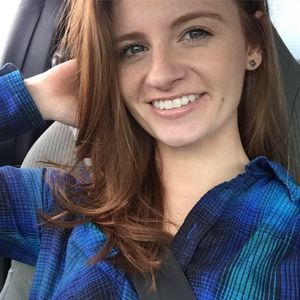 Meet your Posher, Danielle