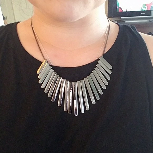 Kenneth cole black/gray statement necklace - Picture 4 of 4