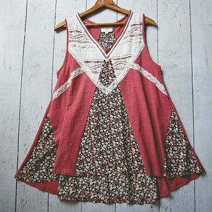 Boho bohemian lace & floral mix boutique top