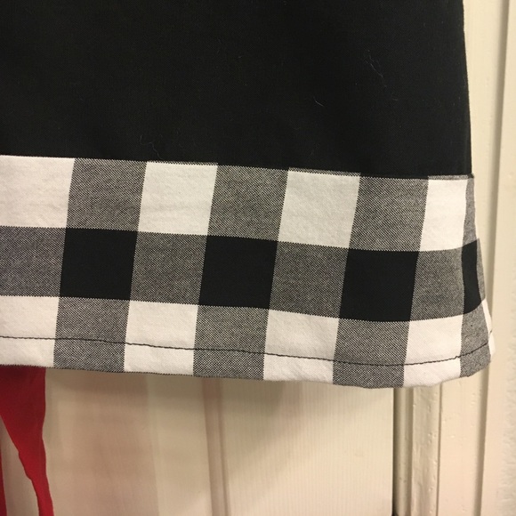 Apron - Picture 3 of 4