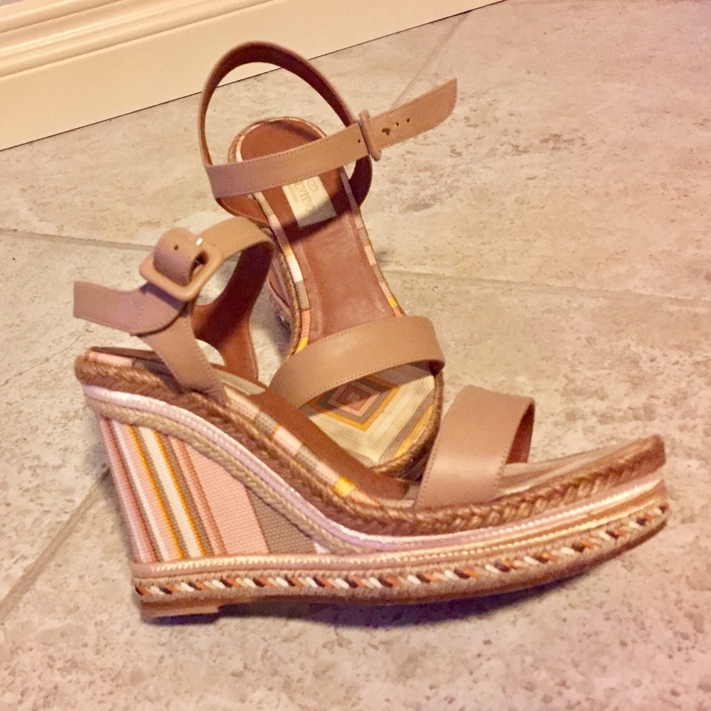 SOLD in bundle. Valentino leather/striped wedge