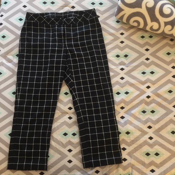 Worthington black and white plaid Capri pants - Picture 1 of 4