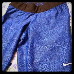 XS Nike leggings