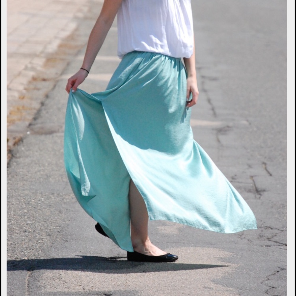 Zara Trafaluc Seafoam Green Maxi Skirt Sz XSmall
