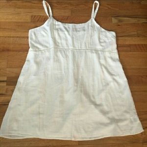 Adorable white dress perfect for summer!