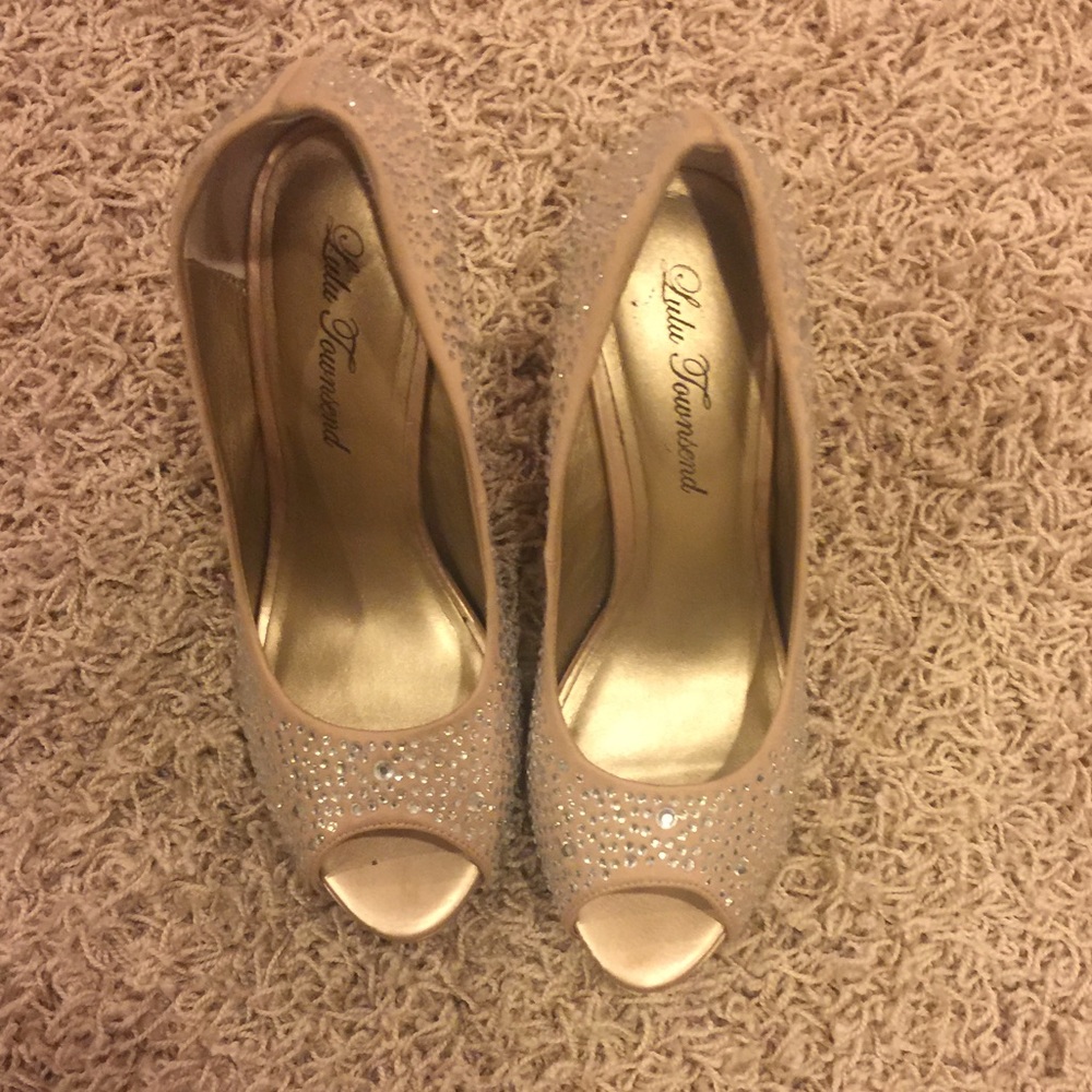 Worn once nude heels