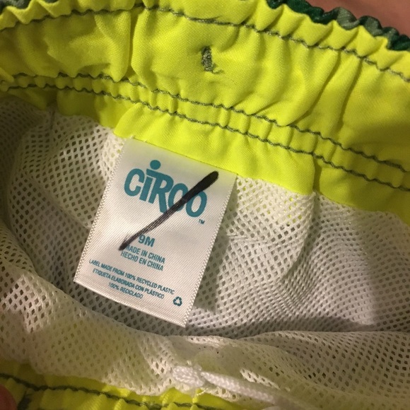 NWOT Bundle Green Yellow Circo Swim Trunks 9 Month - Picture 5 of 5