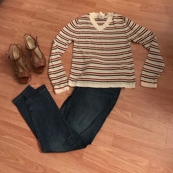 GAP Striped Lightweight Pullover Sweater - Picture 1 of 7