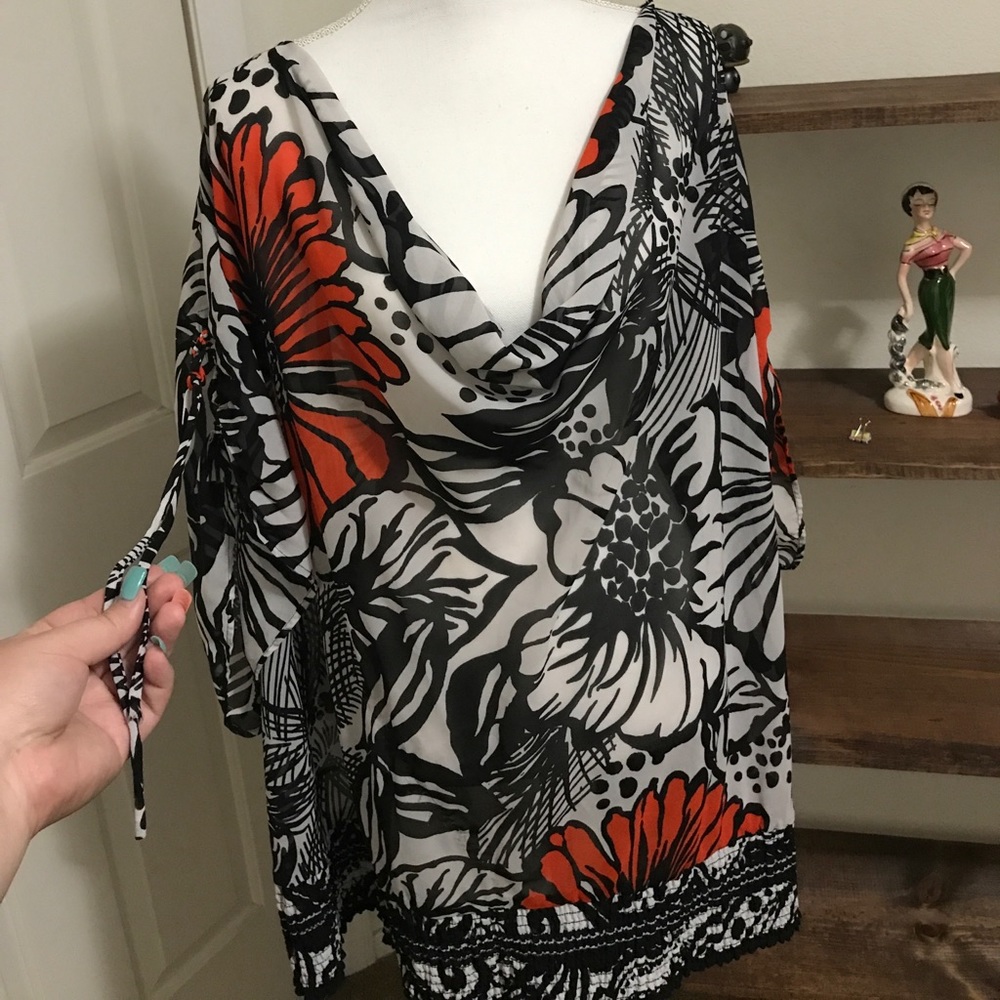 Lane Bryant sheer top size 3x