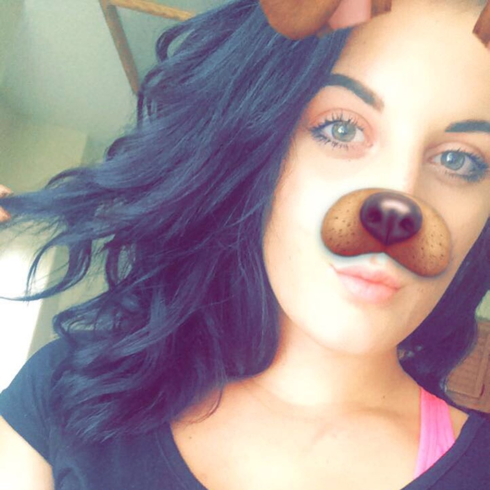 Meet your Posher, Madelyne