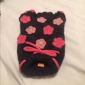 Dog sweater for teacup dog