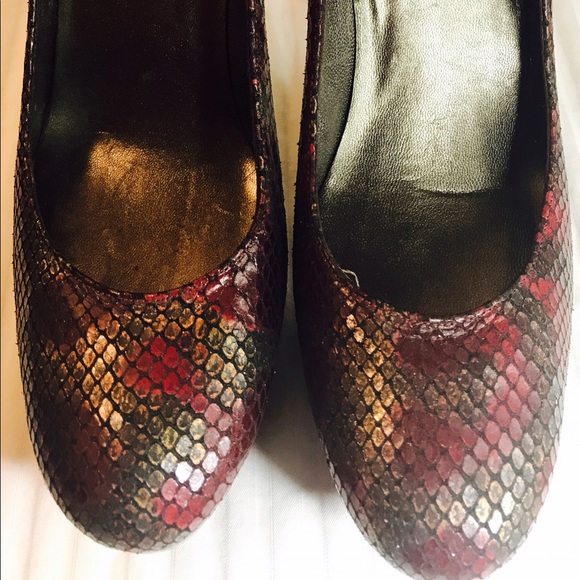 Stuart Weitzman Heels 7.5 Snake Skins - Picture 2 of 5
