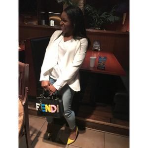 Meet your Posher, Stephanie