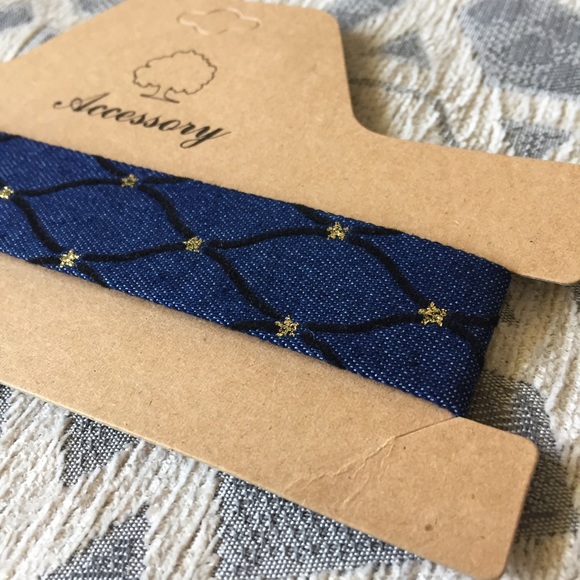 New Denim and Stars Choker - Picture 2 of 5
