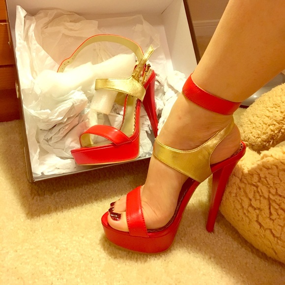 BEBE BRAND NEW LEATHER TERRY SANDALS - Picture 2 of 5