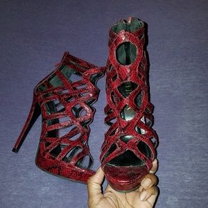 Black and Red snakeskin stilettos!