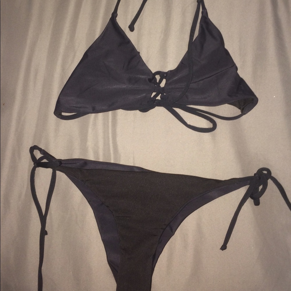 Brandy Melville bikini
