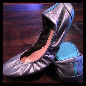 Tieks Metallic Pewter Size 8
