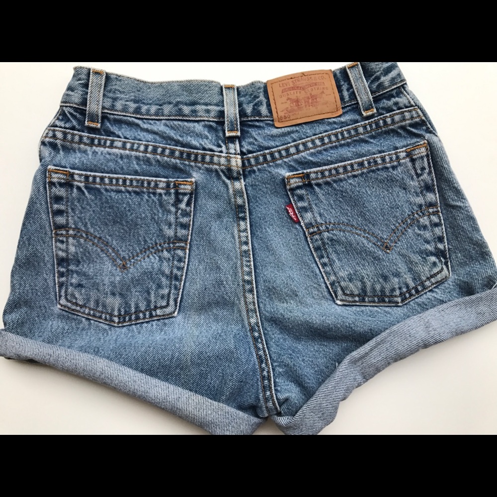 vintage high waisted Levi's shorts