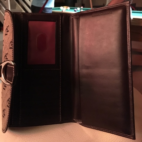 Wallet - Picture 3 of 3
