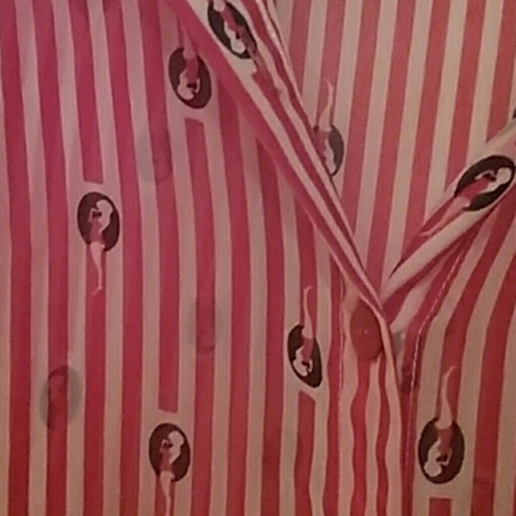 Top - Picture 2 of 3