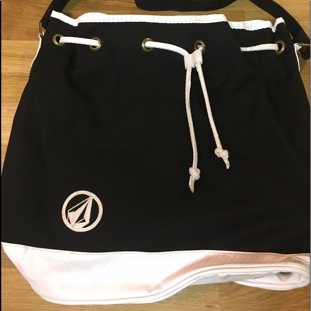 Volcom purse