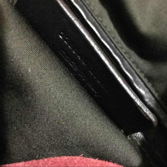 ACCEPTING OFFERS Authentic YSL Roady - Picture 4 of 6