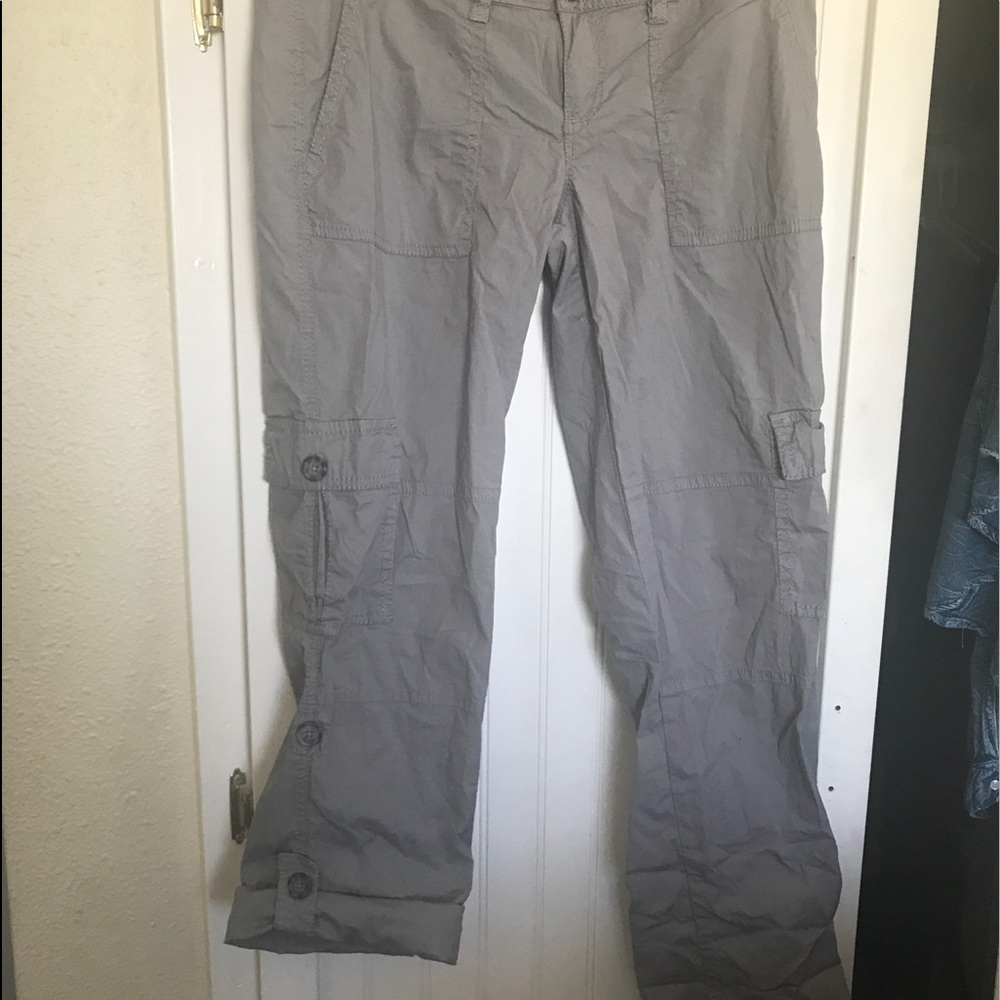 Cute grey convertible poplin pants