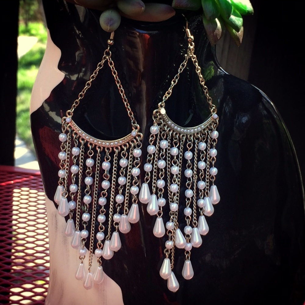 💥SOLD💥 Vintage Dangle White Gold Pearl Earrings - Picture 2 of 3