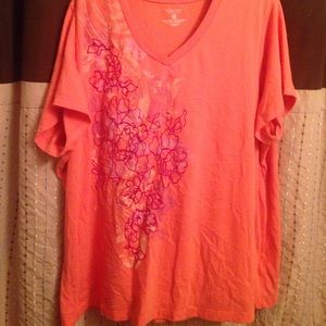 ⏰DONATING 7/24/17 Sonoma Floral T-shirt⏰