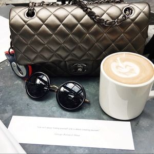 Meet your Posher, Sheri