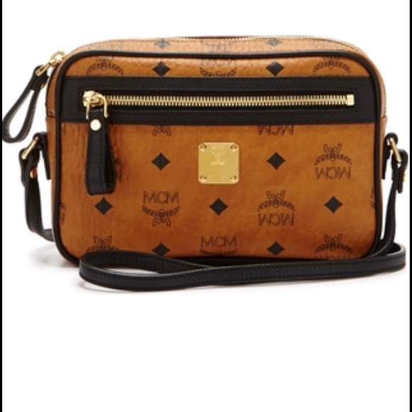 SOLD! MCM cross body bag - Picture 2 of 3