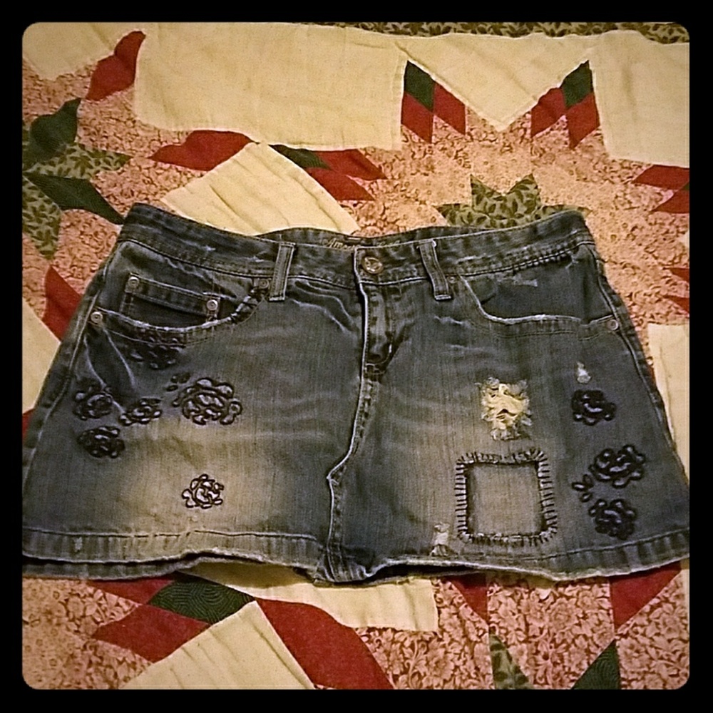 American eagle mini skirt