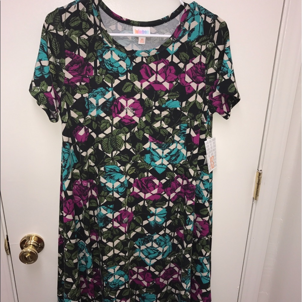 XS Lularoe Carly NWT