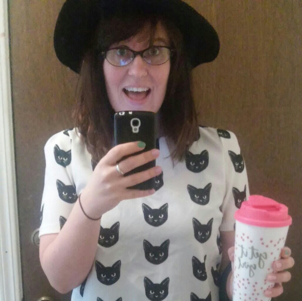 Meet your Posher, Olivia