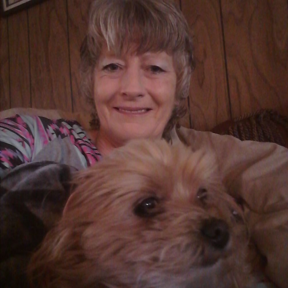 Meet your Posher, Lesliedoneta