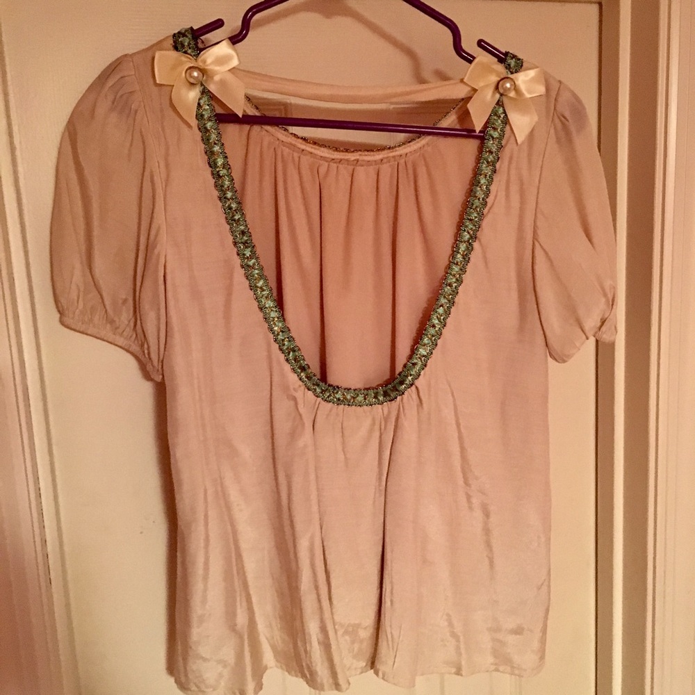Scoop neck blouse