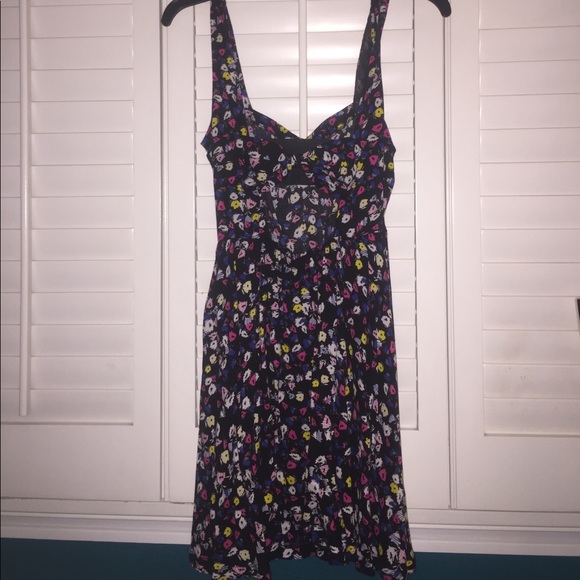 Floral dress - Picture 2 of 3