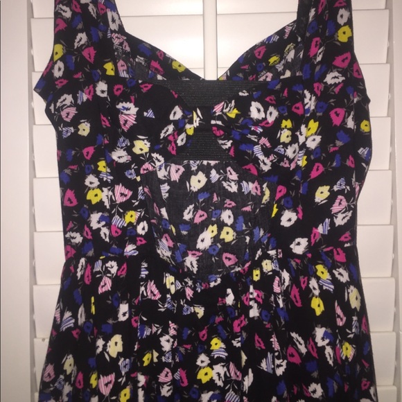 Floral dress - Picture 3 of 3