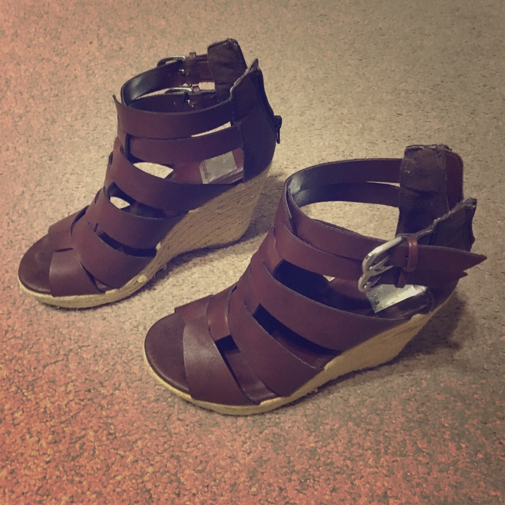 Dolce vita wedges