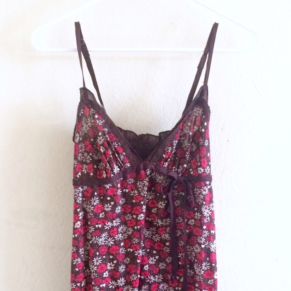 Red flower sleeveless dress