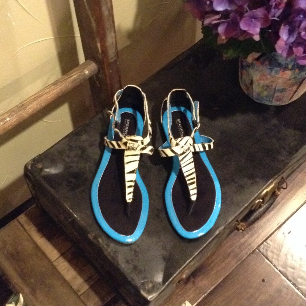 Women's Summer Sandal. 7.5 M. New. No tags/box .