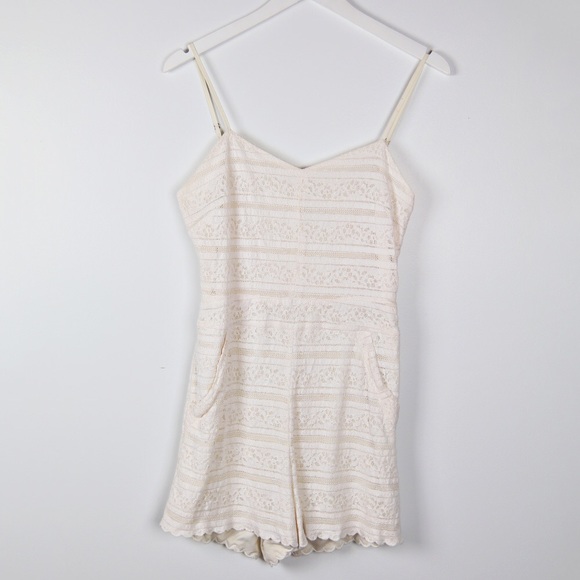 DV by Dolce Vita Eyelet Romper, L - Picture 1 of 2